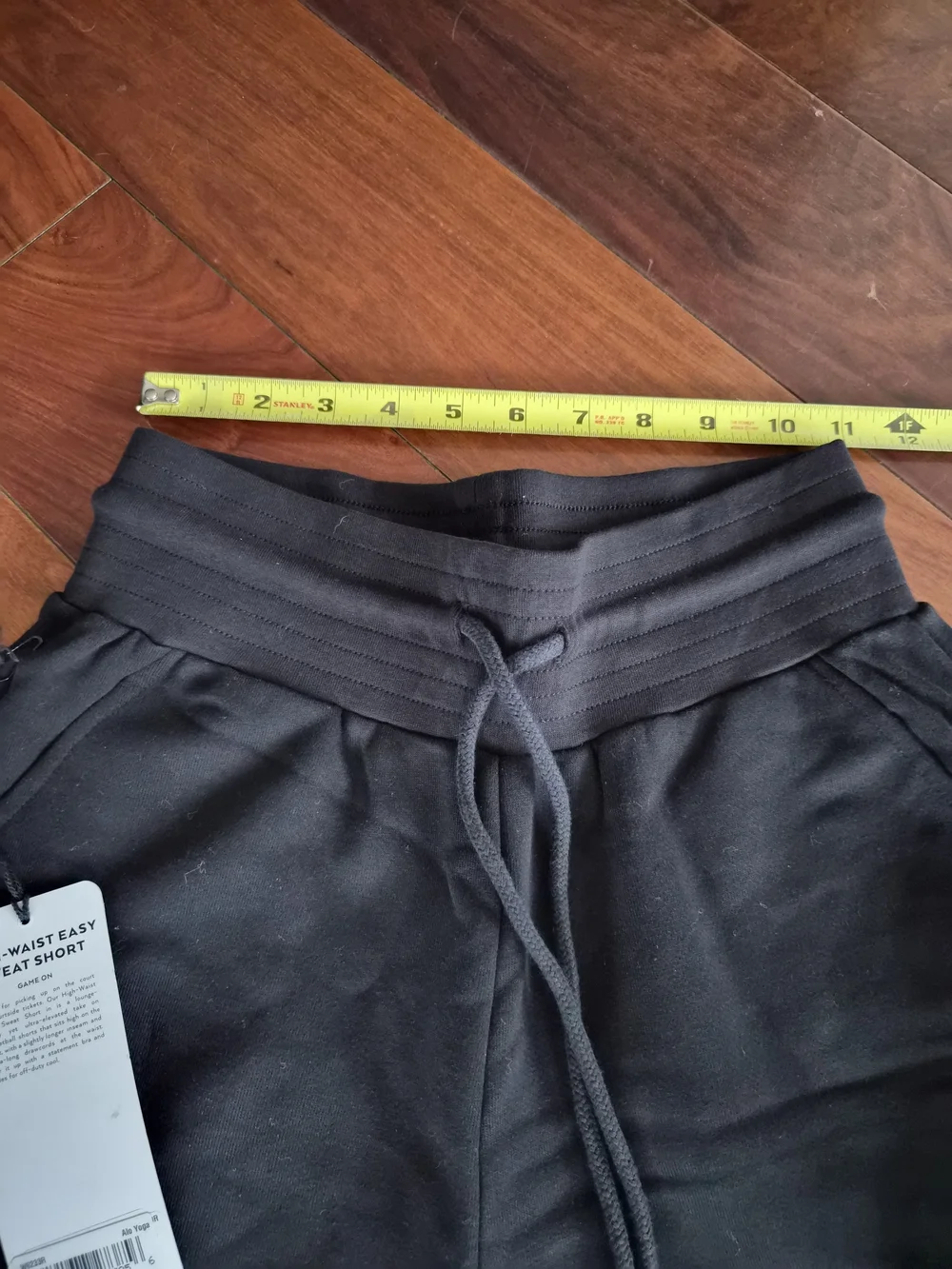 NWT Alo Yoga High-Waist Easy Sweat Short Black XS
